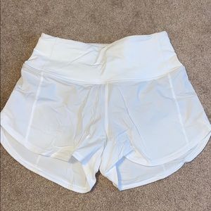 Lululemon speed up short High rise 4”